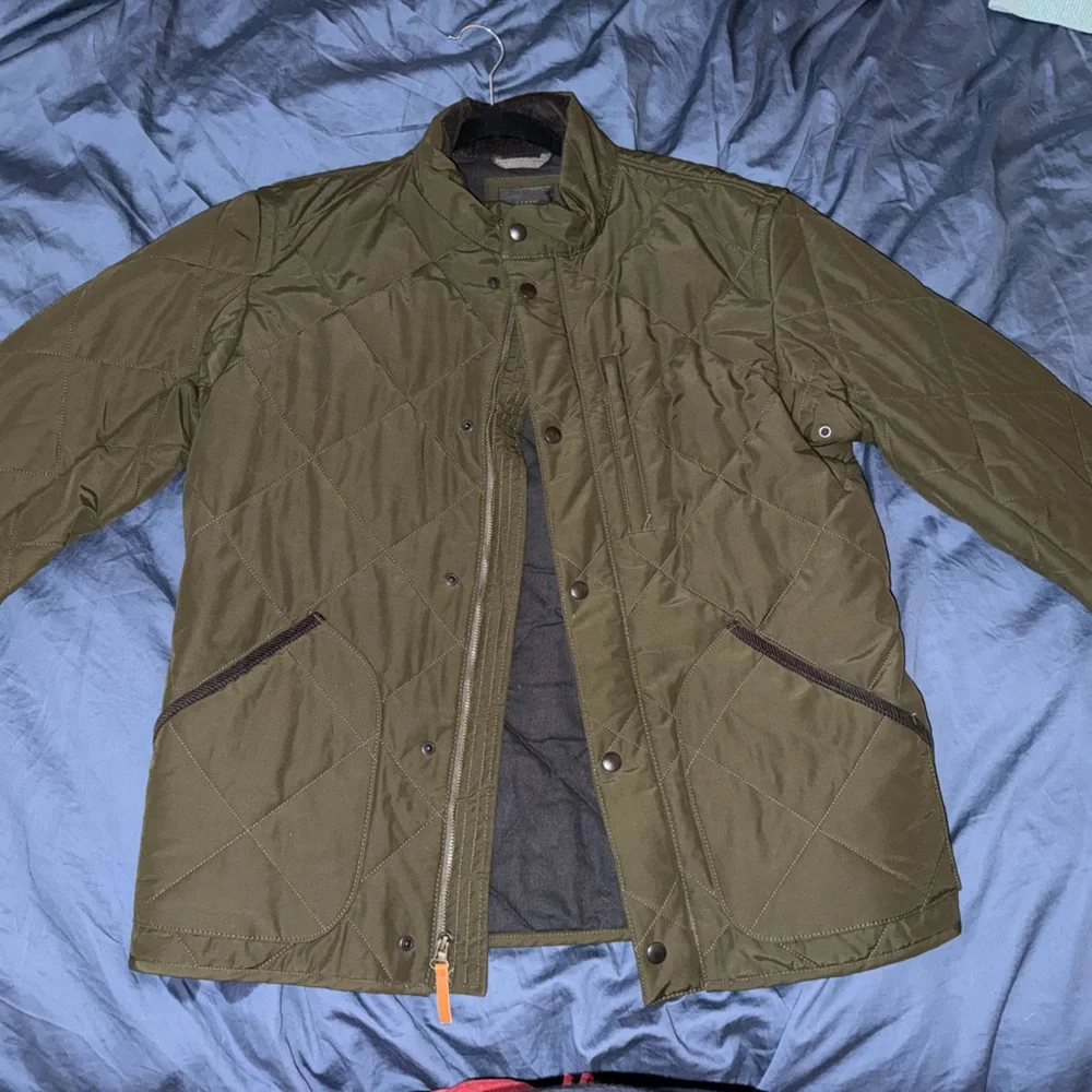 J Crew Sussex Quilted Jacket with PrimaLoft in Deep Olive, Medium